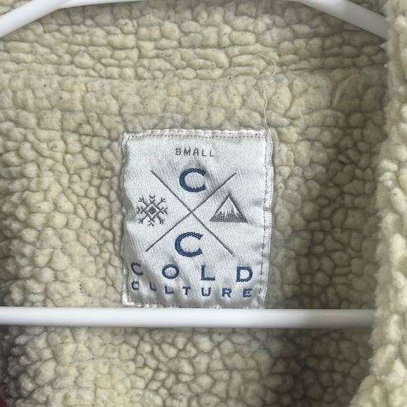 Cold Culture Burgundy Corduroy Sherpa Lined Jacket Small - Picture 3 of 9